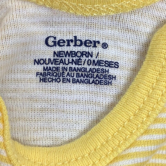 Gerber yellow onesie.  New born. CUTE. Like new - Picture 3 of 3